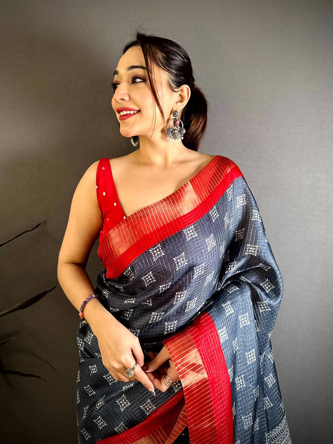 Artistic Tussar Black Zari Weave Saree