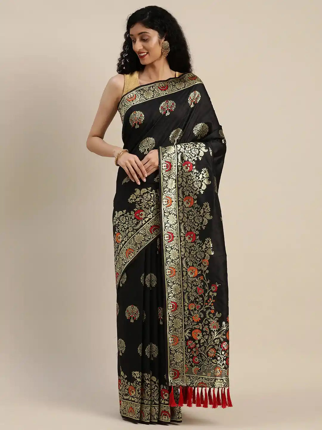 Kanjivaram Silk Woven Design Saree With Resham Tassel