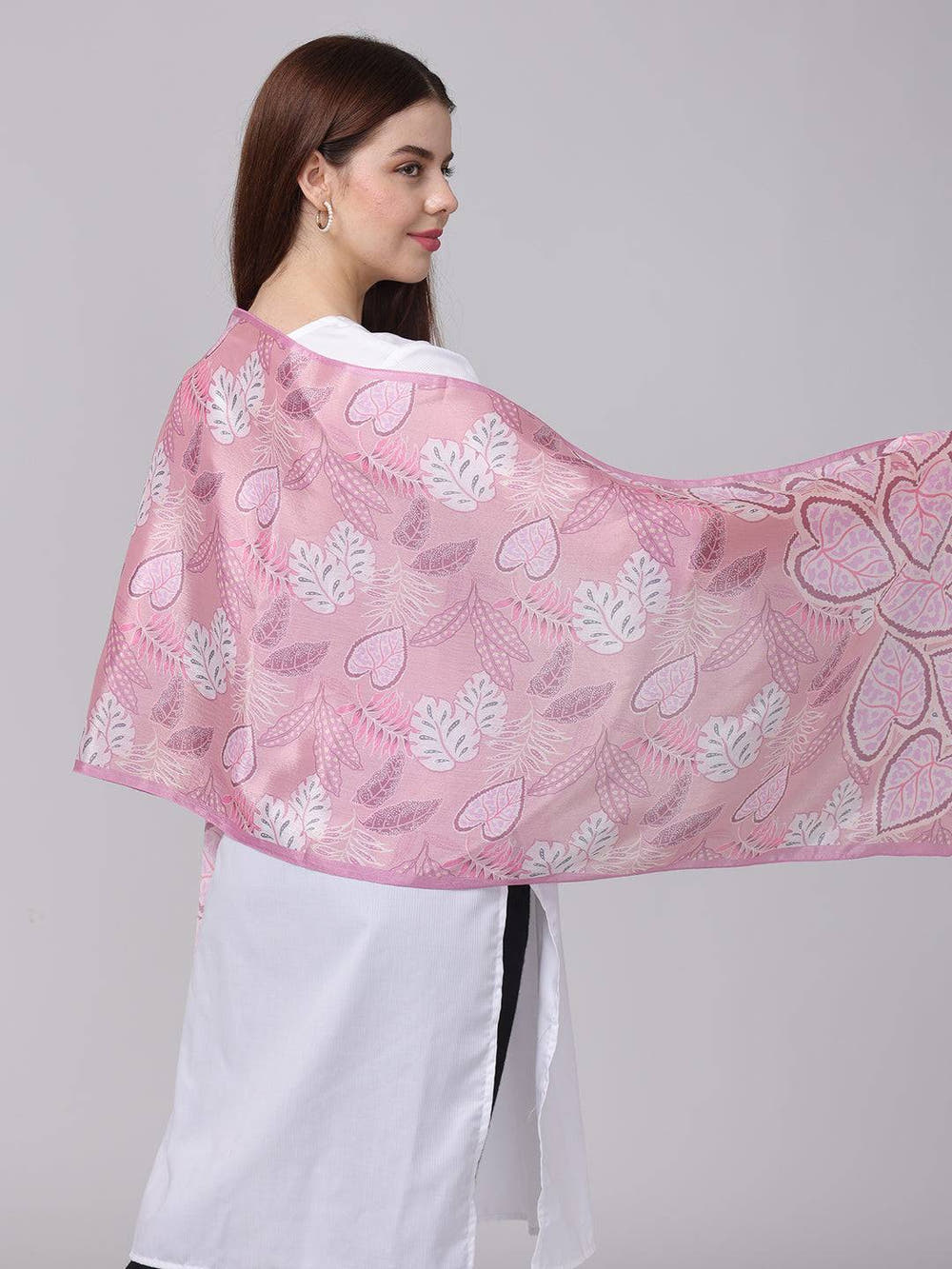 Charming Pink Leaf Pattern Scarf