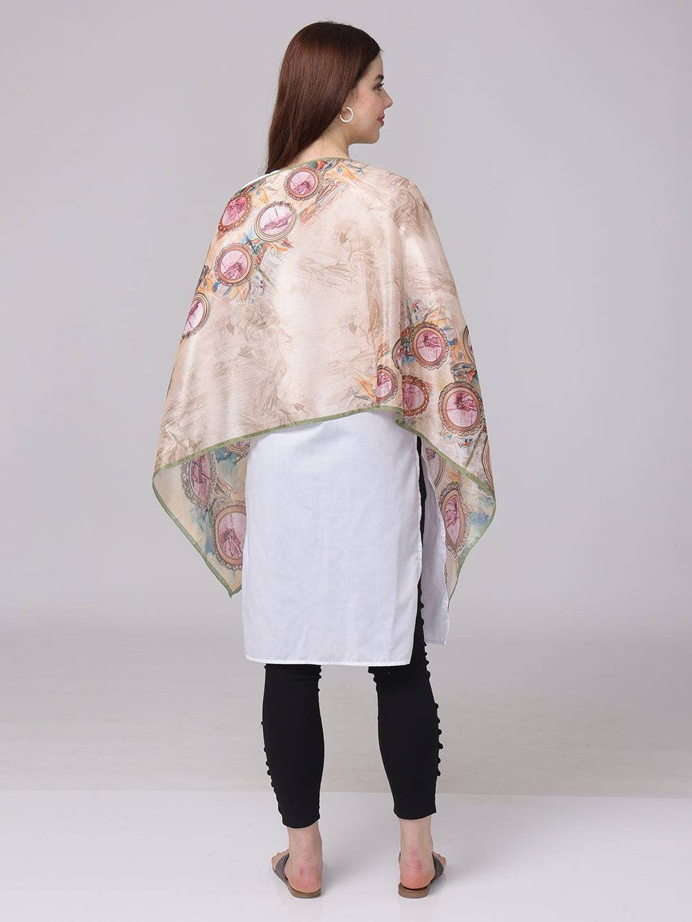 Retro Grace Frame Scarf