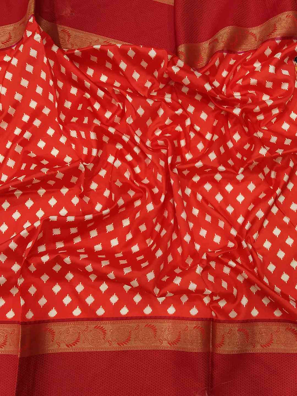Attractive Soft Silk Gadwal Border Pochampally Print Saree