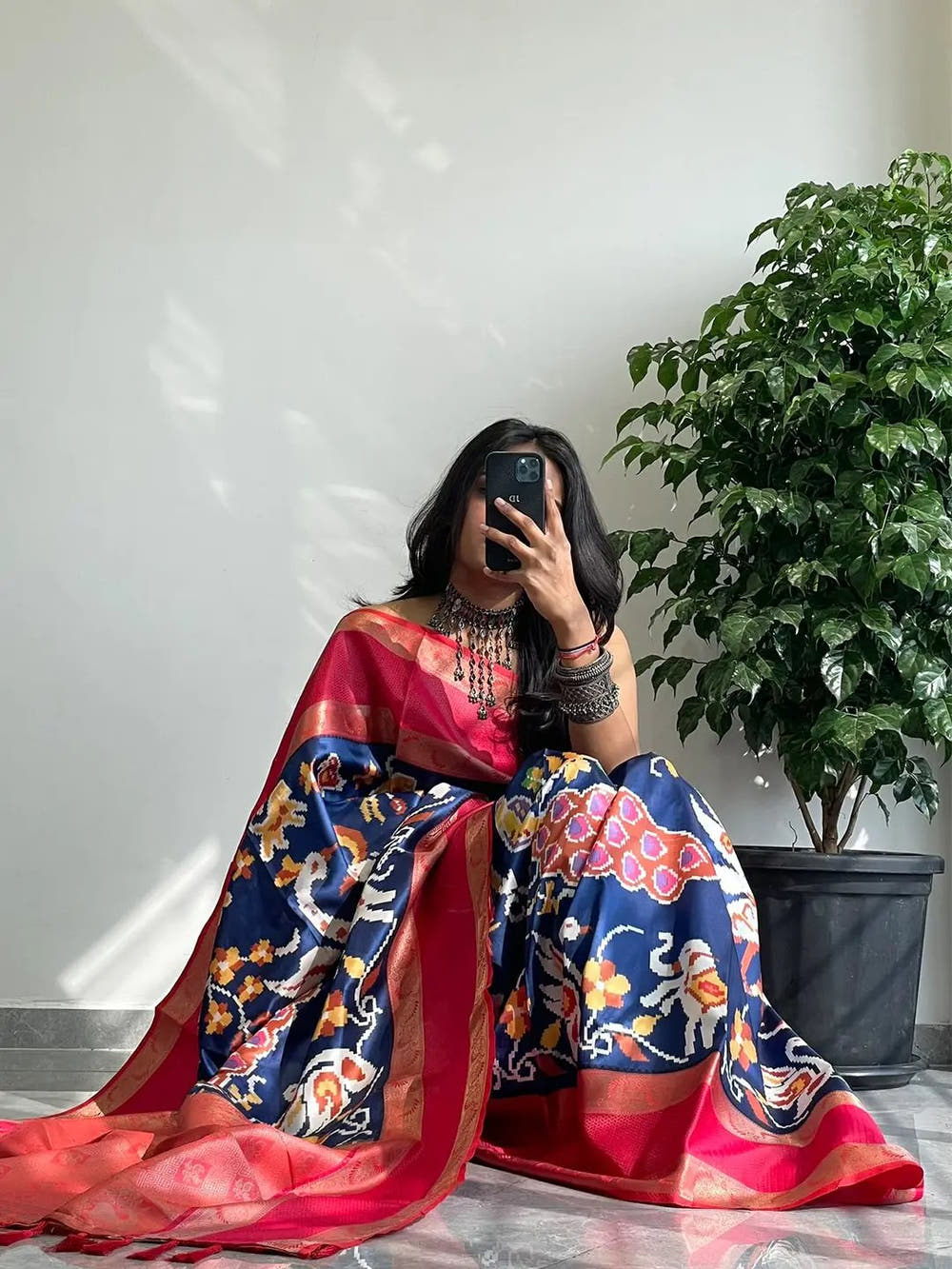 Attractive Soft Silk Gadwal Border Pochampally Print Saree
