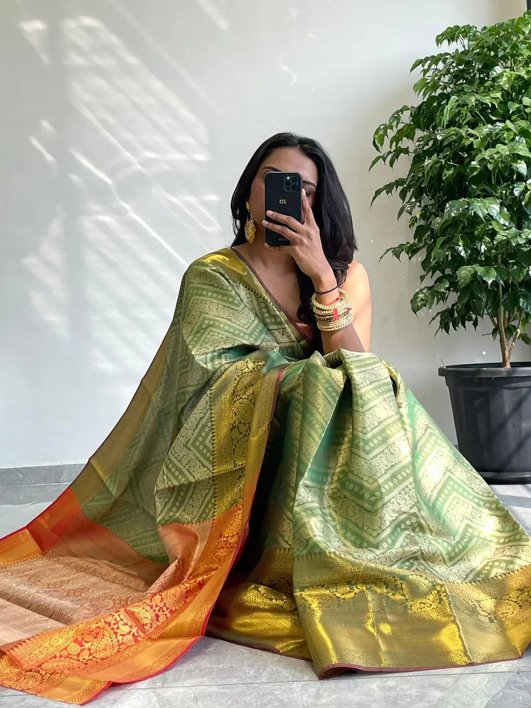 Exclusive Gold Zari One Grm Gold Kanjivaaram Pattu Silk Saree.