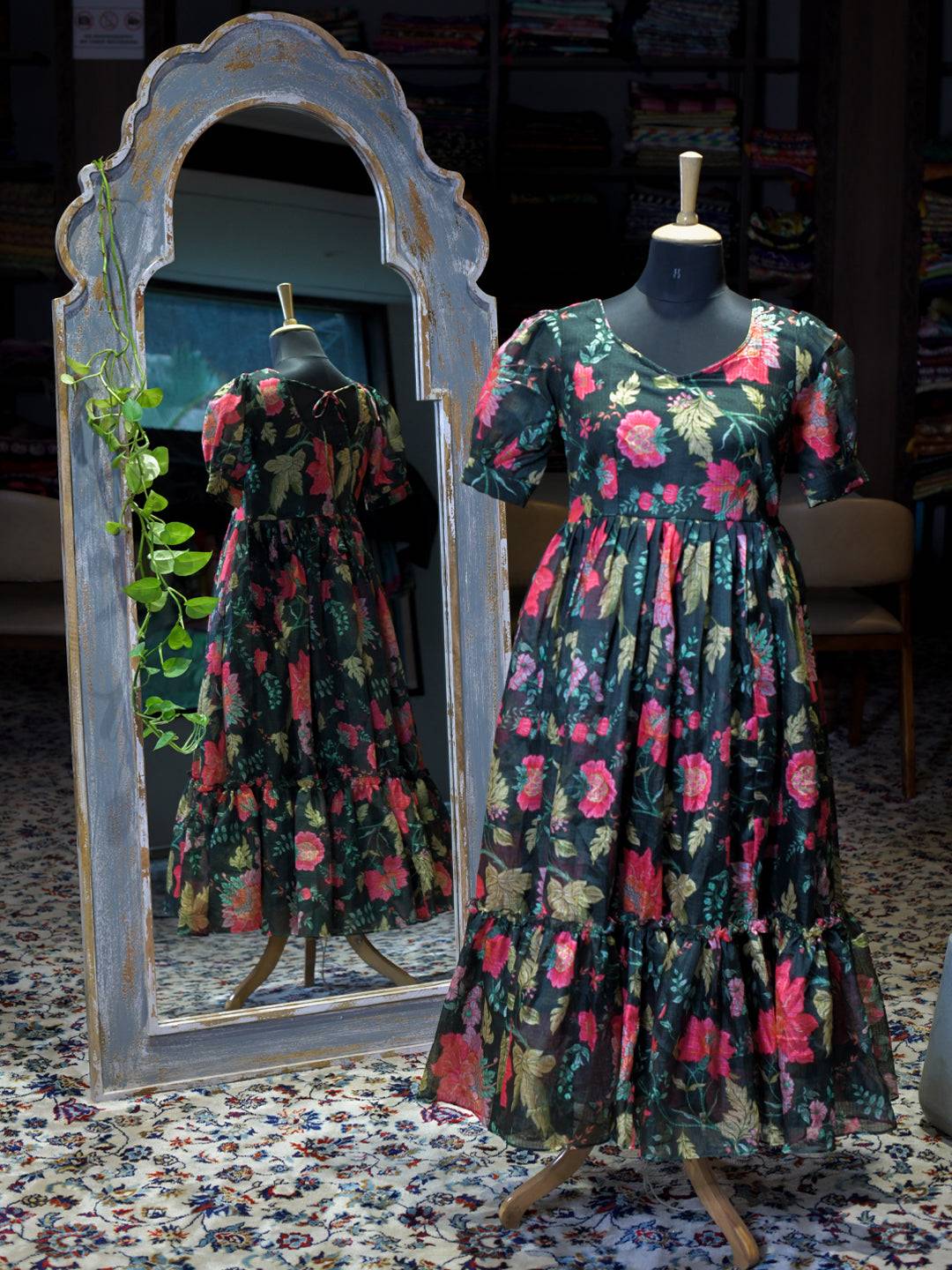 Revan Black Floral Print Midi Dress