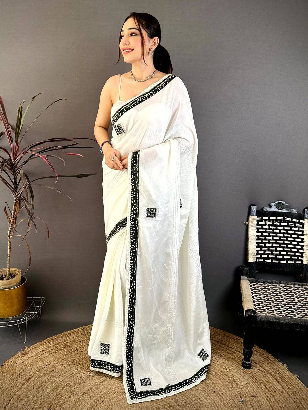 Green Bandhej Butta Chiffon Saree