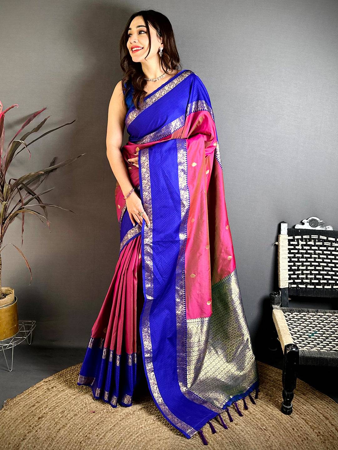 Wine  Dual  Tone  Gadwal  Saree