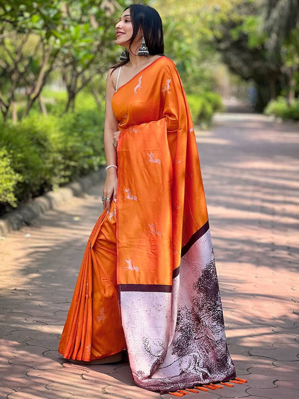 Orange Soft Silk Saree With Postar Weaving Zari Pallu
