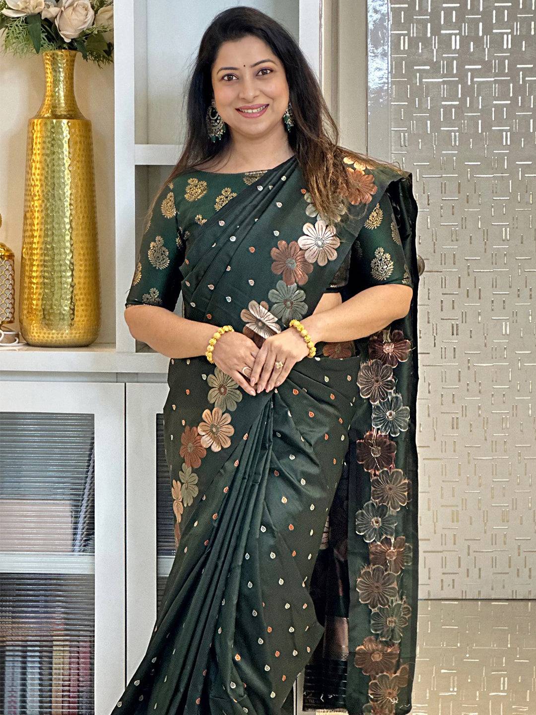 Dark Green Soft Silk Zari Woven Saree