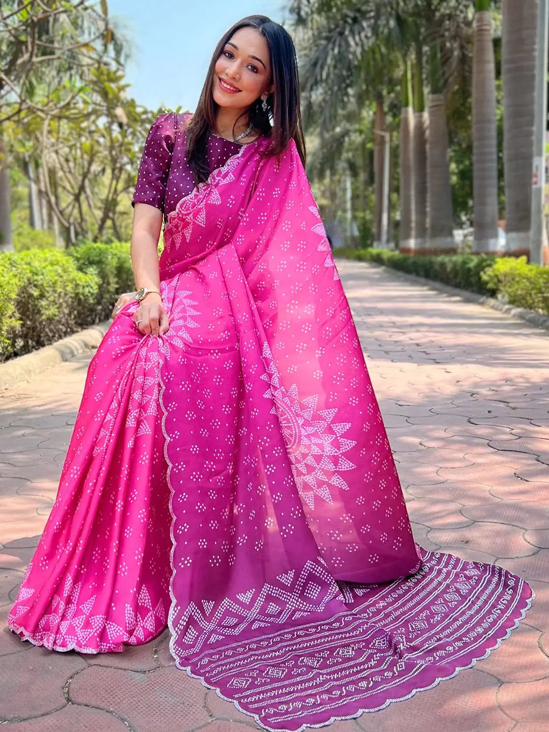Rani Ombre Bandhej Georgette Silk Saree