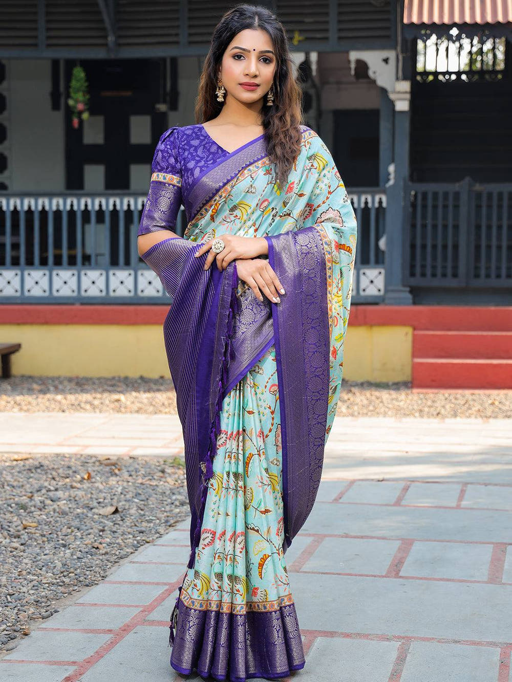 Sky Blue Colour Phulkari Design Zari Weaving Pallu Saree - Luxe
