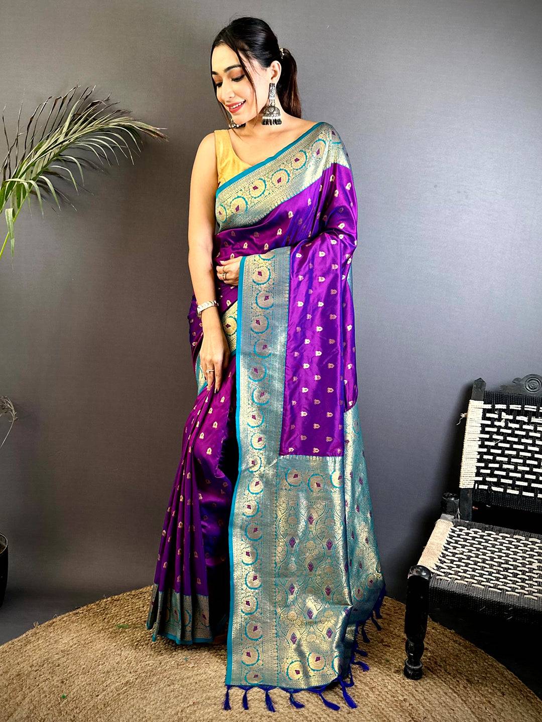 Heritage 1000 Butti Soft Silk Saree