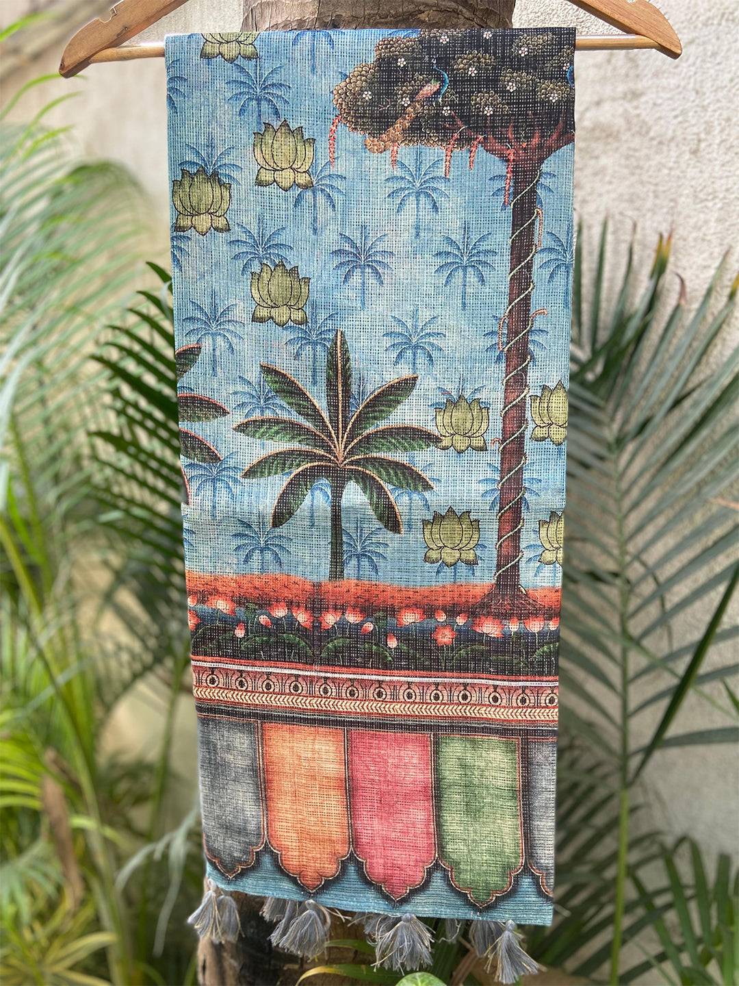 Grey Kota Doriya Silk Saree With Floral Print