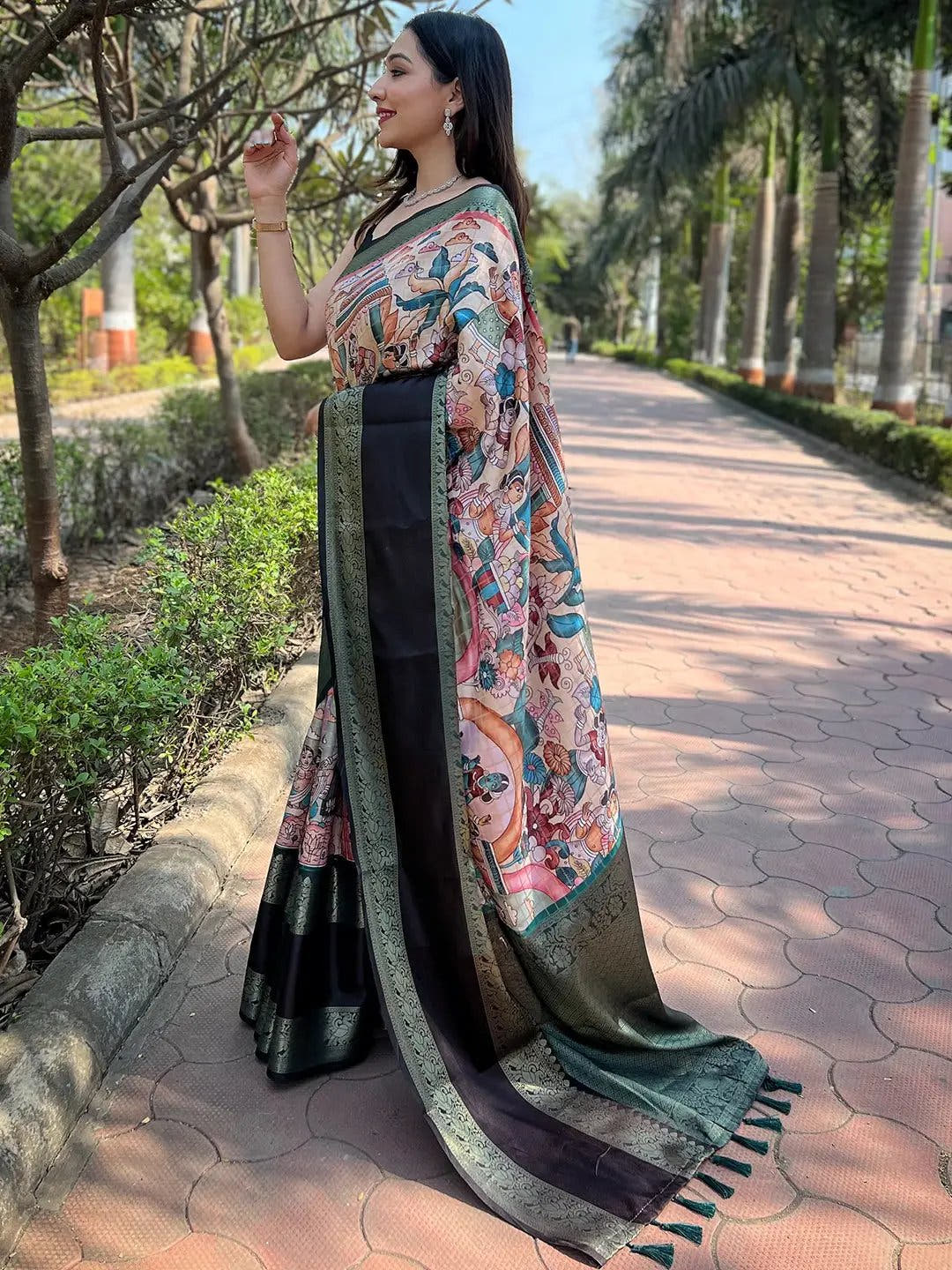 Green Colour Double Border Chex Weaving Banarasi Soft Silk Saree