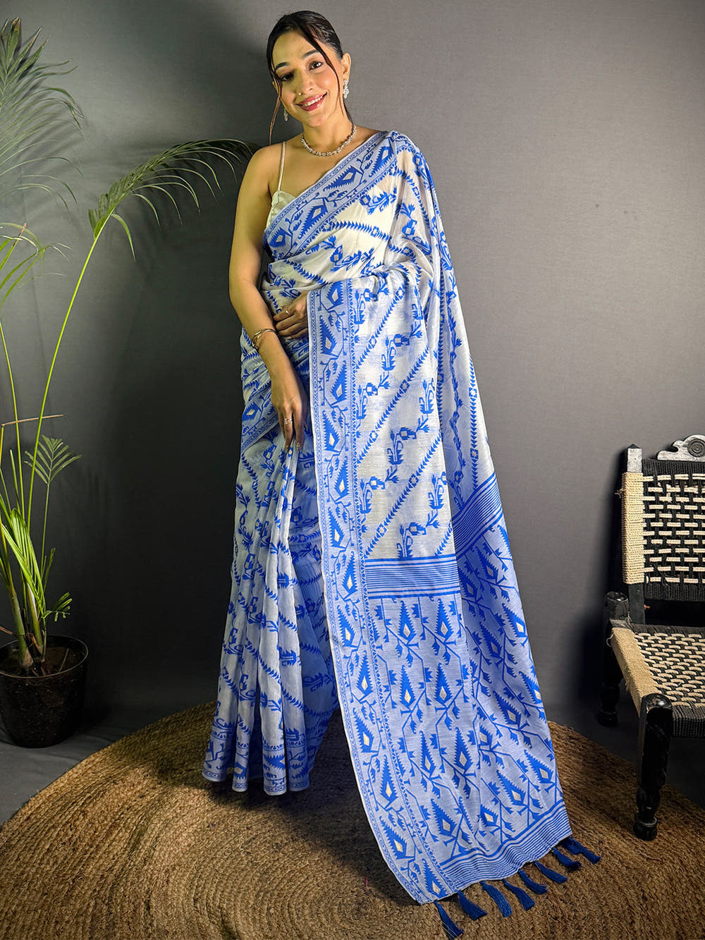 Jamdani Blue Colour Ethnic Motif Design Silk Cotton Saree