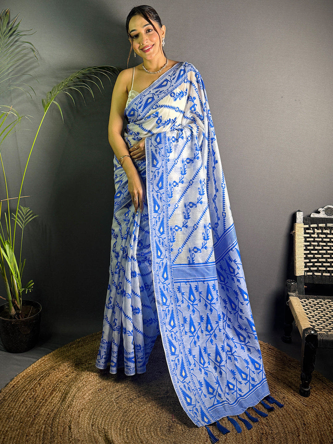 Jamdani Blue Colour Ethnic Motif Design Silk Cotton Saree