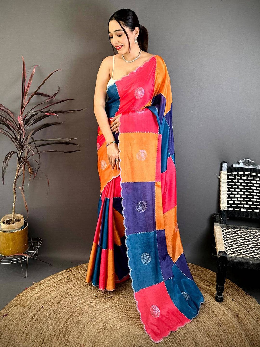 Stylish Printed Chinnon Chiffon Saree