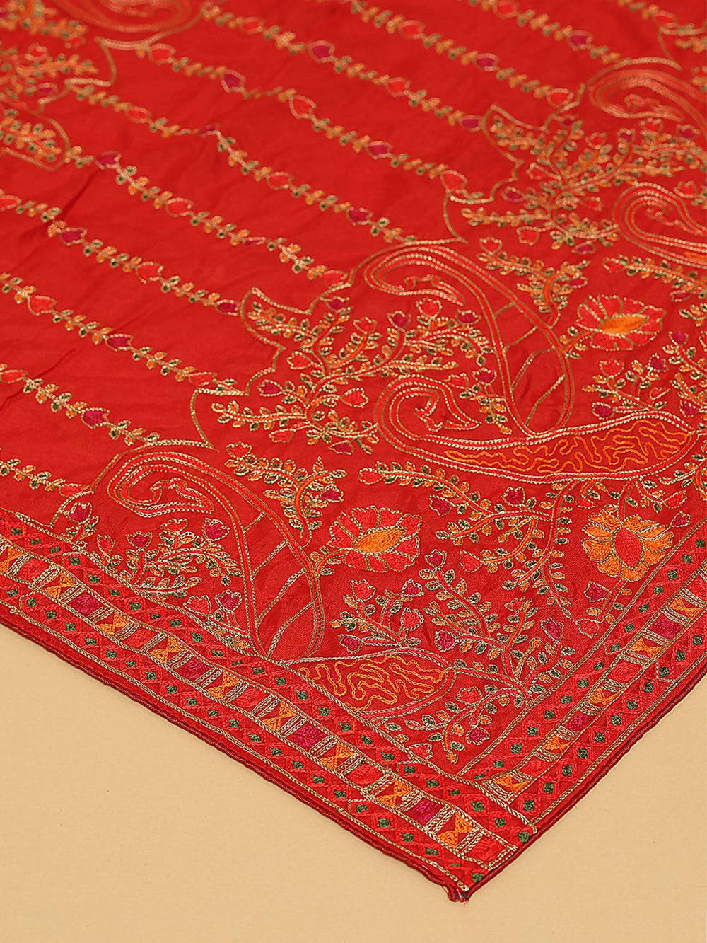 Red Classic Paisley Repeat Pashmina Dupatta