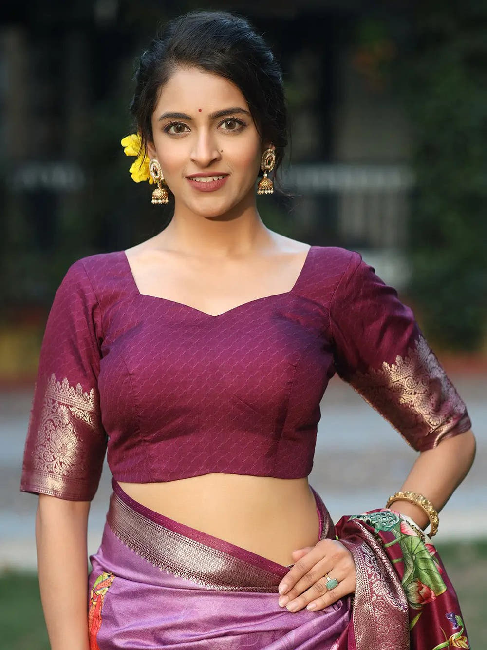 Purple Colour Pure Viscose Dola Silk Floral & Kalamkari Print Saree - Luxe