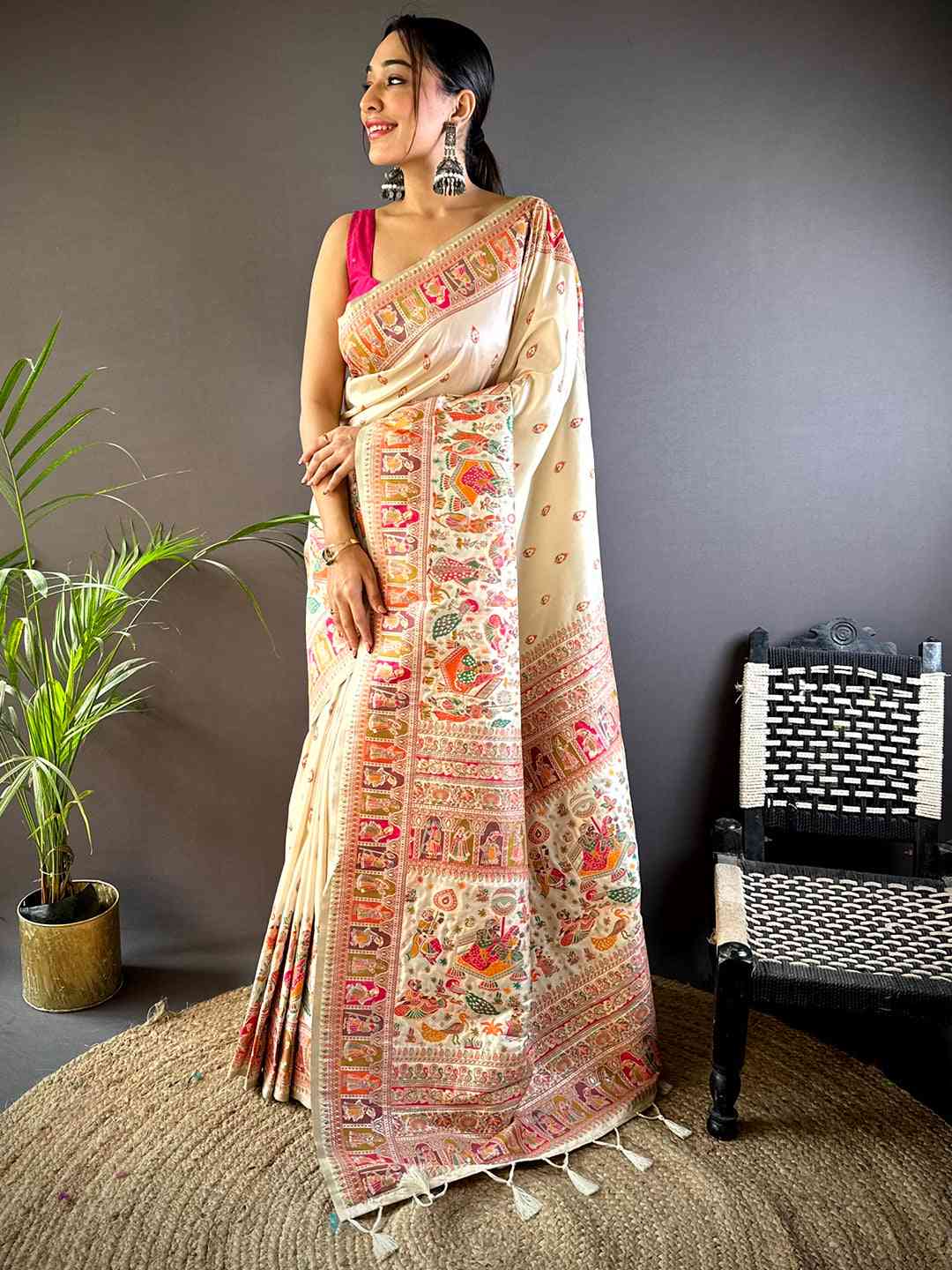 Off White Ethnic Motif Silk Blend Saree