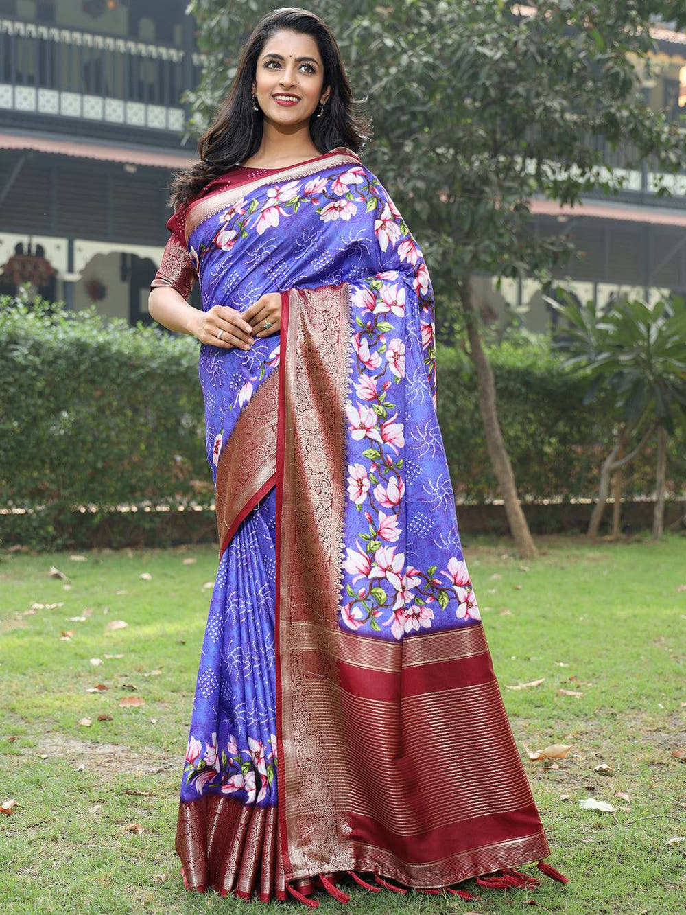 Purple Colour Pure Viscose Dola Silk Saree With Floral Print Border - Luxe