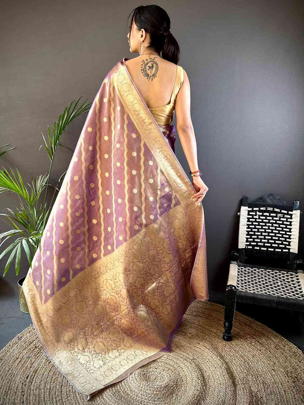 Wine Glass Crush Tissue Leheriya Saree