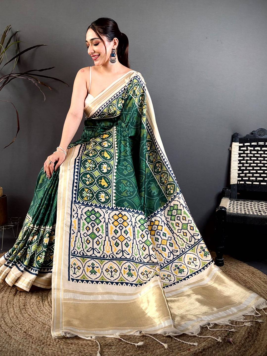 Bottle Green Patola Border Kanchi Saree