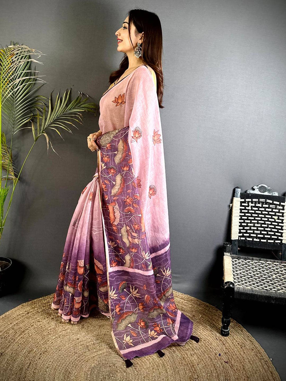 Classic Floral Linen Tissue Saree