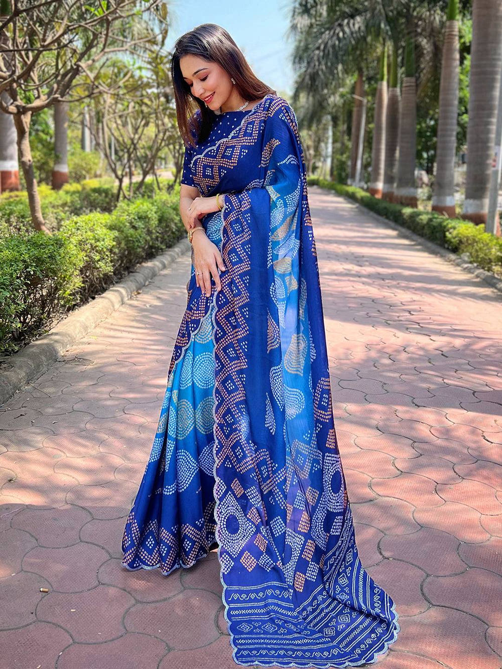 Blue Ombre Bandhej Georgette Silk Saree