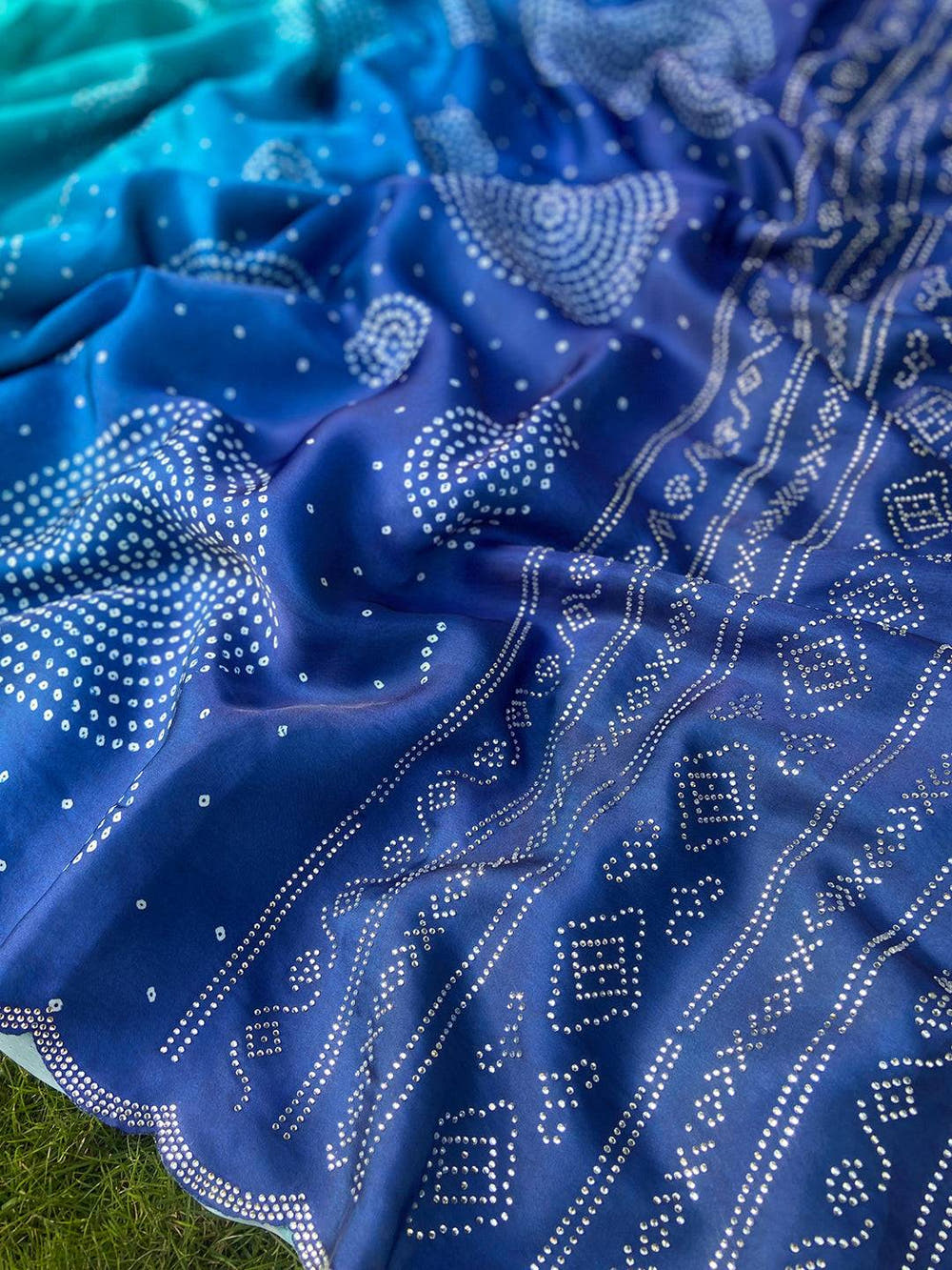 Turquoise Ombre Bandhej Georgette Silk Saree