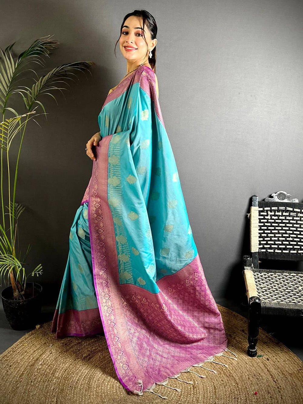 Soft Silk Bali Jewellery Zari Butta Saree