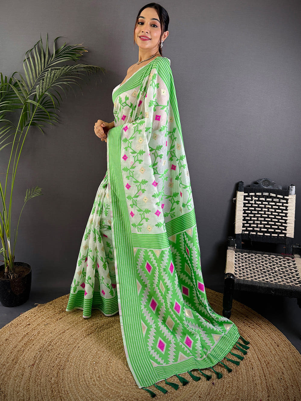 White Soft Dhakai Jamdani Silk Saree