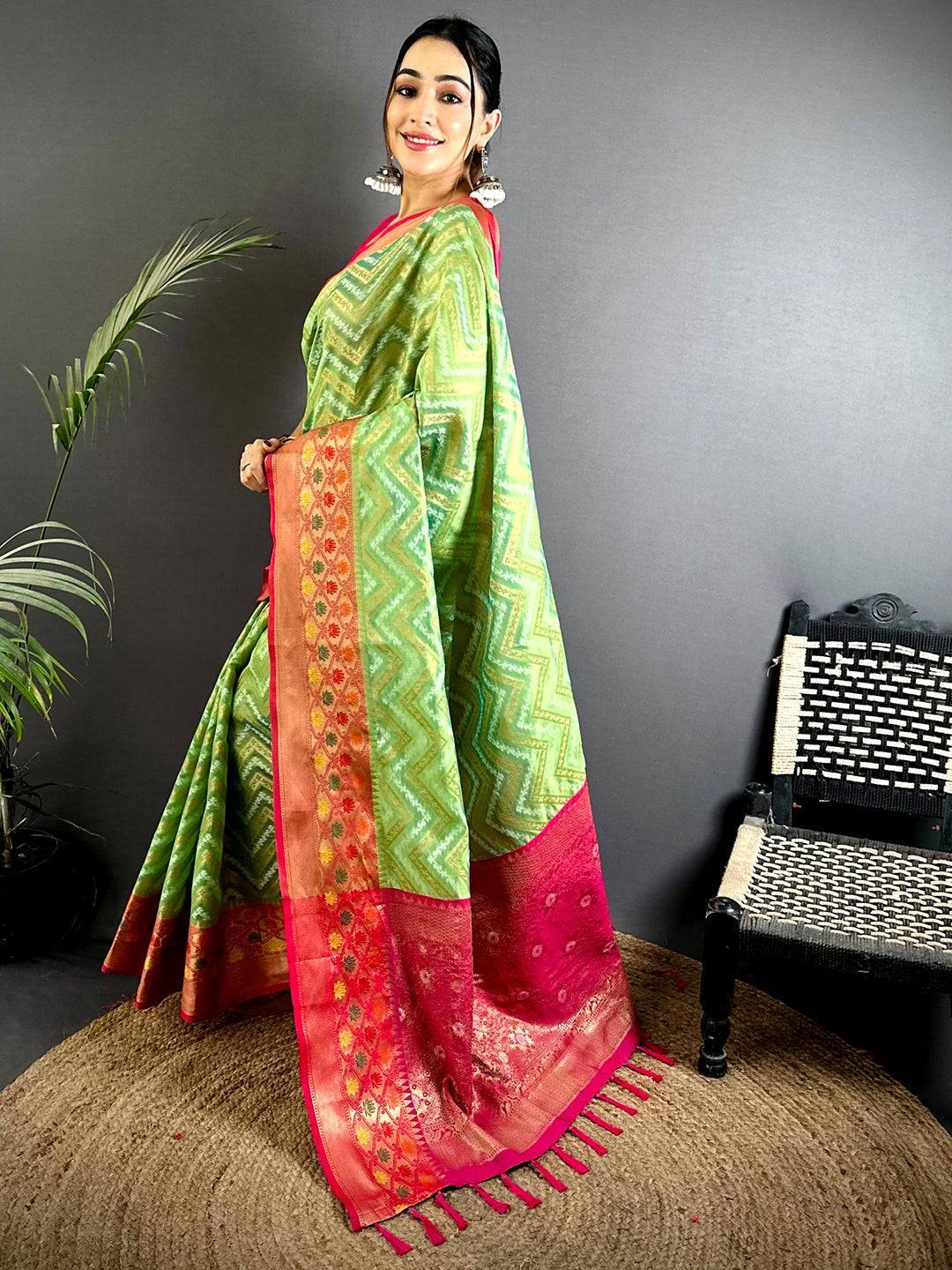 Green Banarasi Zic Zac Katan Silk Saree
