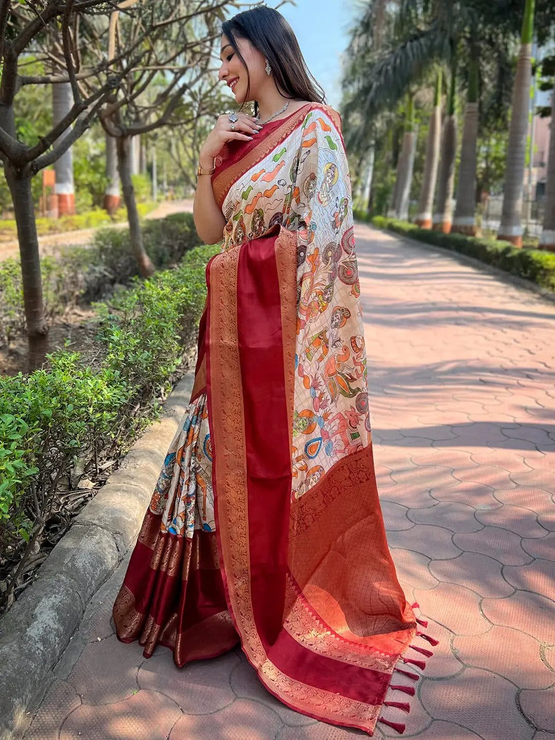 Maroon Colour Double Border Chex Weaving Banarasi Soft Silk Saree