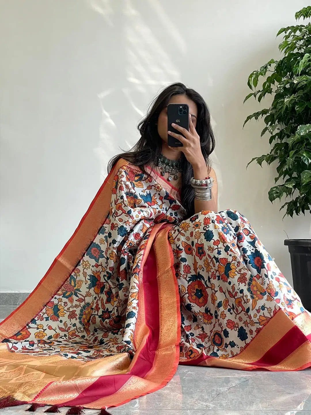 White Colour Soft Silk Kalamkari Saree