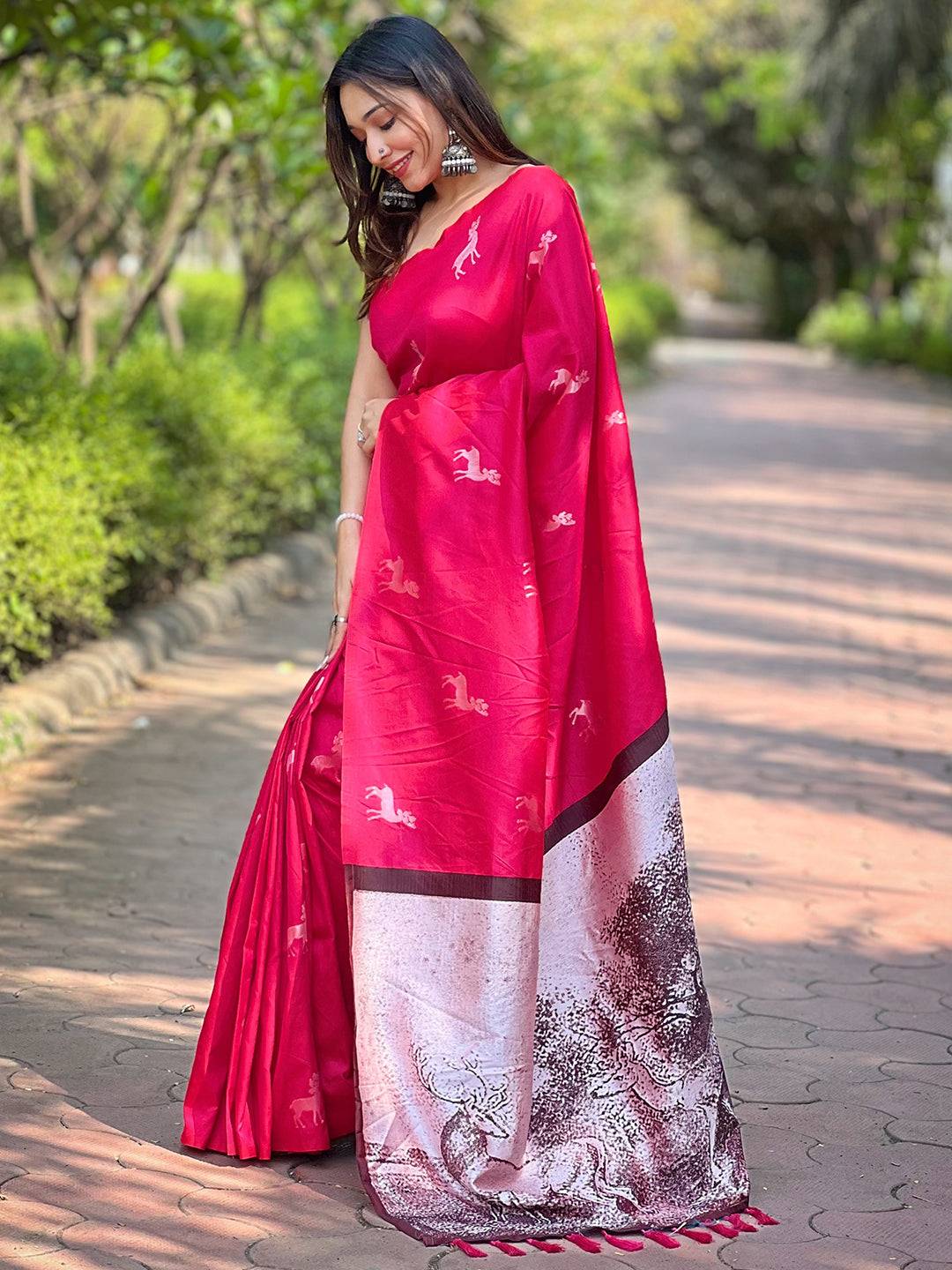 Rani Soft Silk Saree With Postar Weaving Zari Pallu