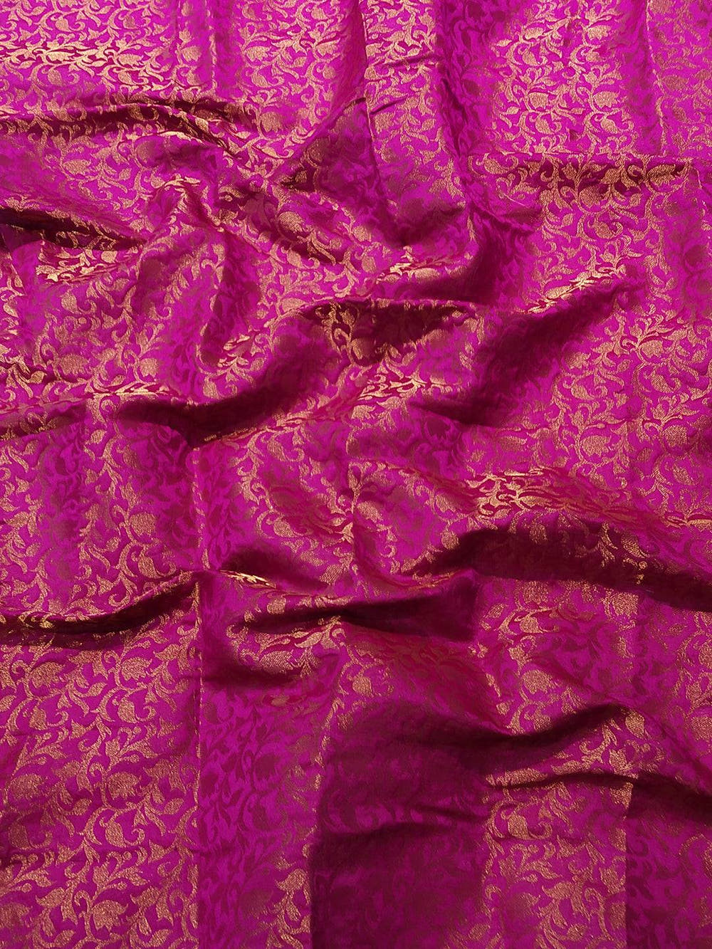 Stylish Kanjivaram Silk Saree With Broced Zari Blouse