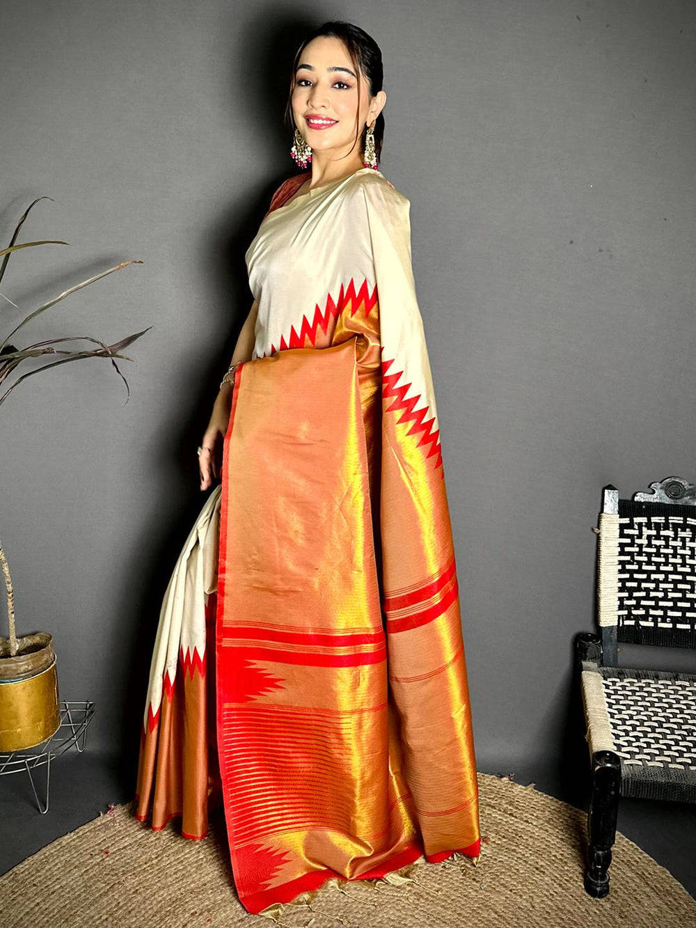 Classic Soft Silk Woven Temple Saree