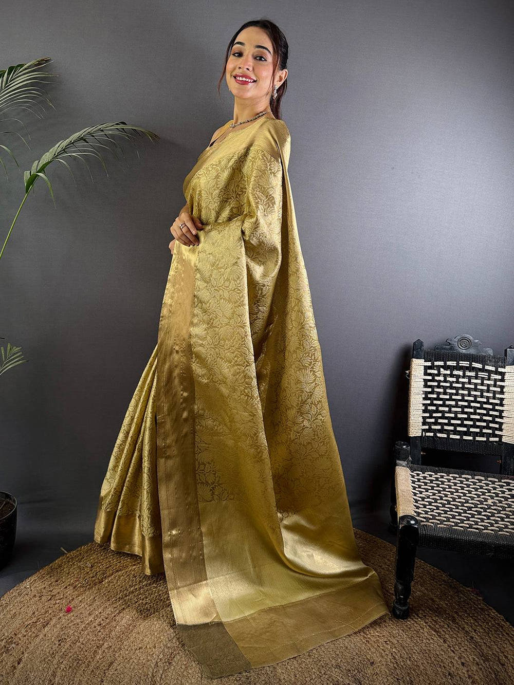 Kanjivaram Tissue Banarasi Silk Saree