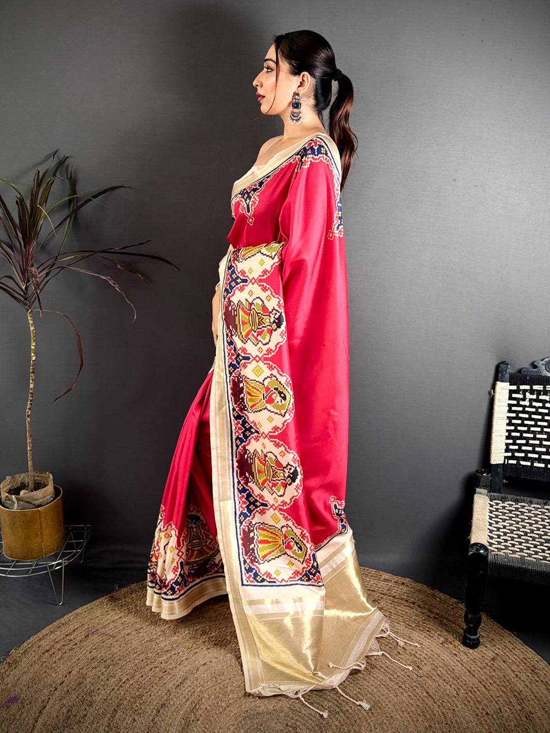 Bright Pink Patola Border Kanchi Saree