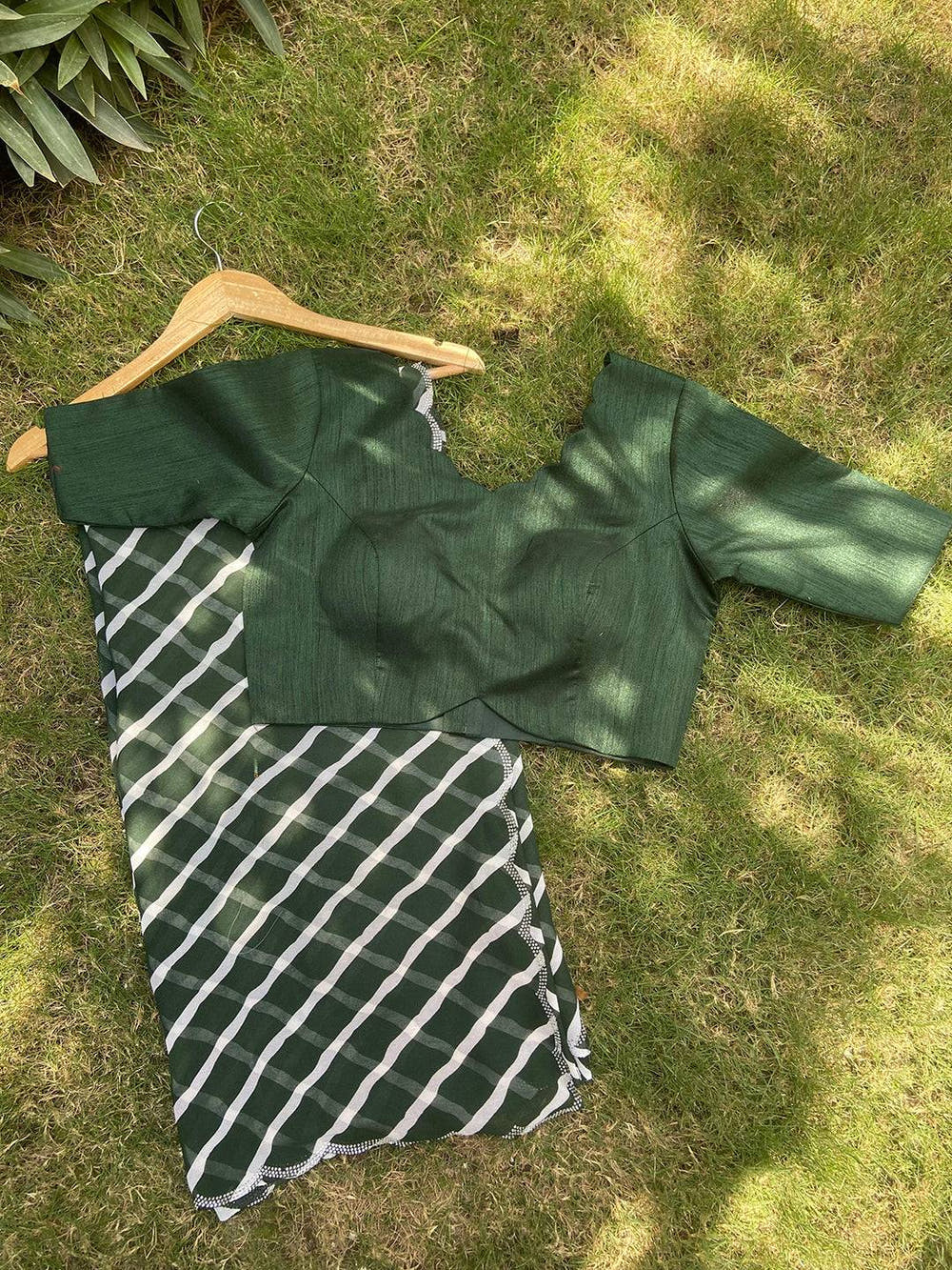 Green Georgette Leheriya Print Stone Work Saree