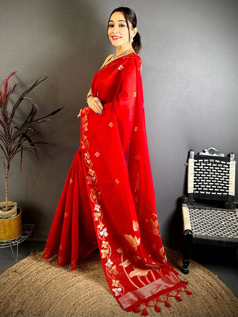 Red Sona  Chandi  Munga  Saree