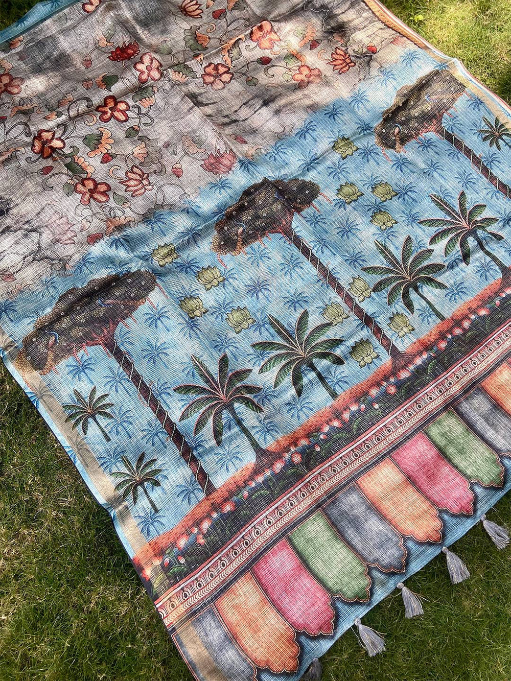 Grey Kota Doriya Silk Saree With Floral Print