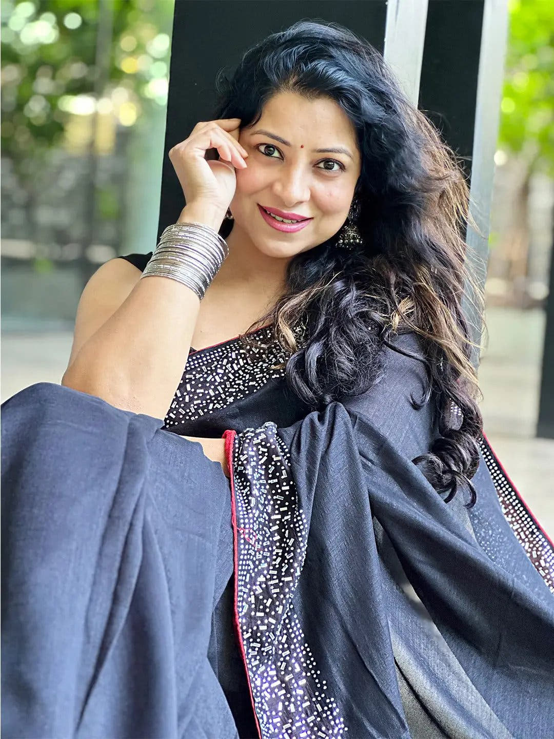 Black Colour Stylish Poly Silk Solid Saree