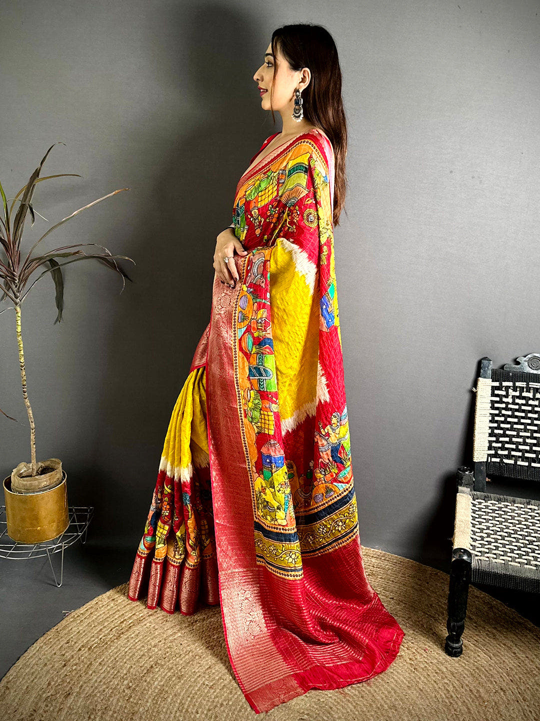 Stylish Pure Viscose Dola Check Saree
