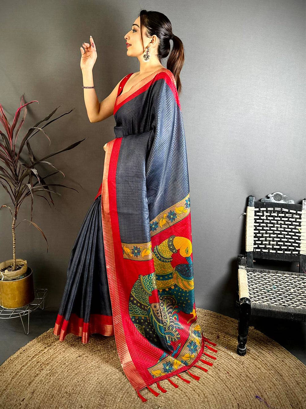 Navy Tussar Zari Chex Kalamkari Saree