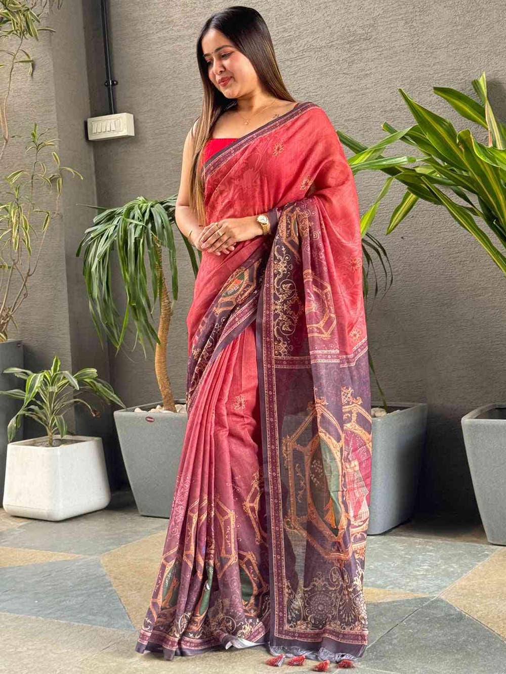 Red colour Linen Saree With Digital Print And Majestic Border