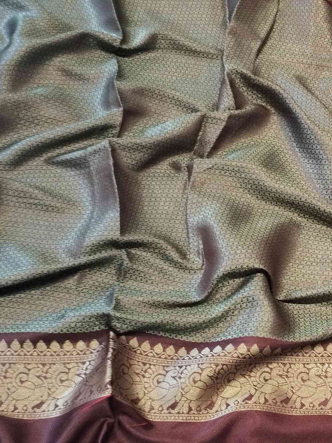 Pink Colour Double Border Chex Weaving Banarasi Soft Silk Saree