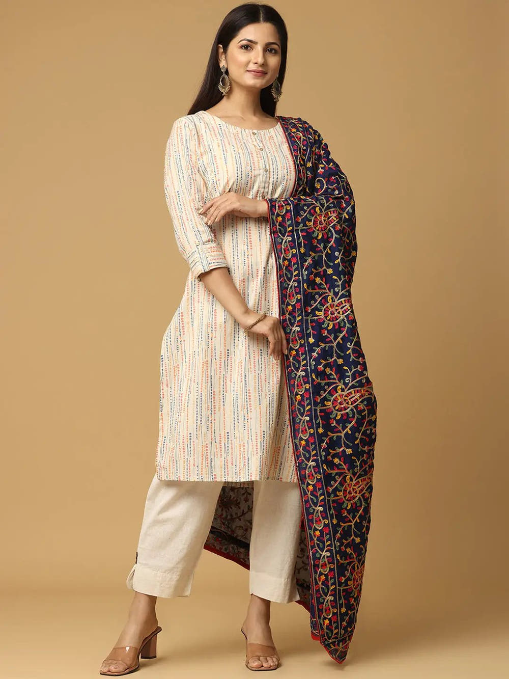Navy Fine Paisley Border Pashmina Dupatta