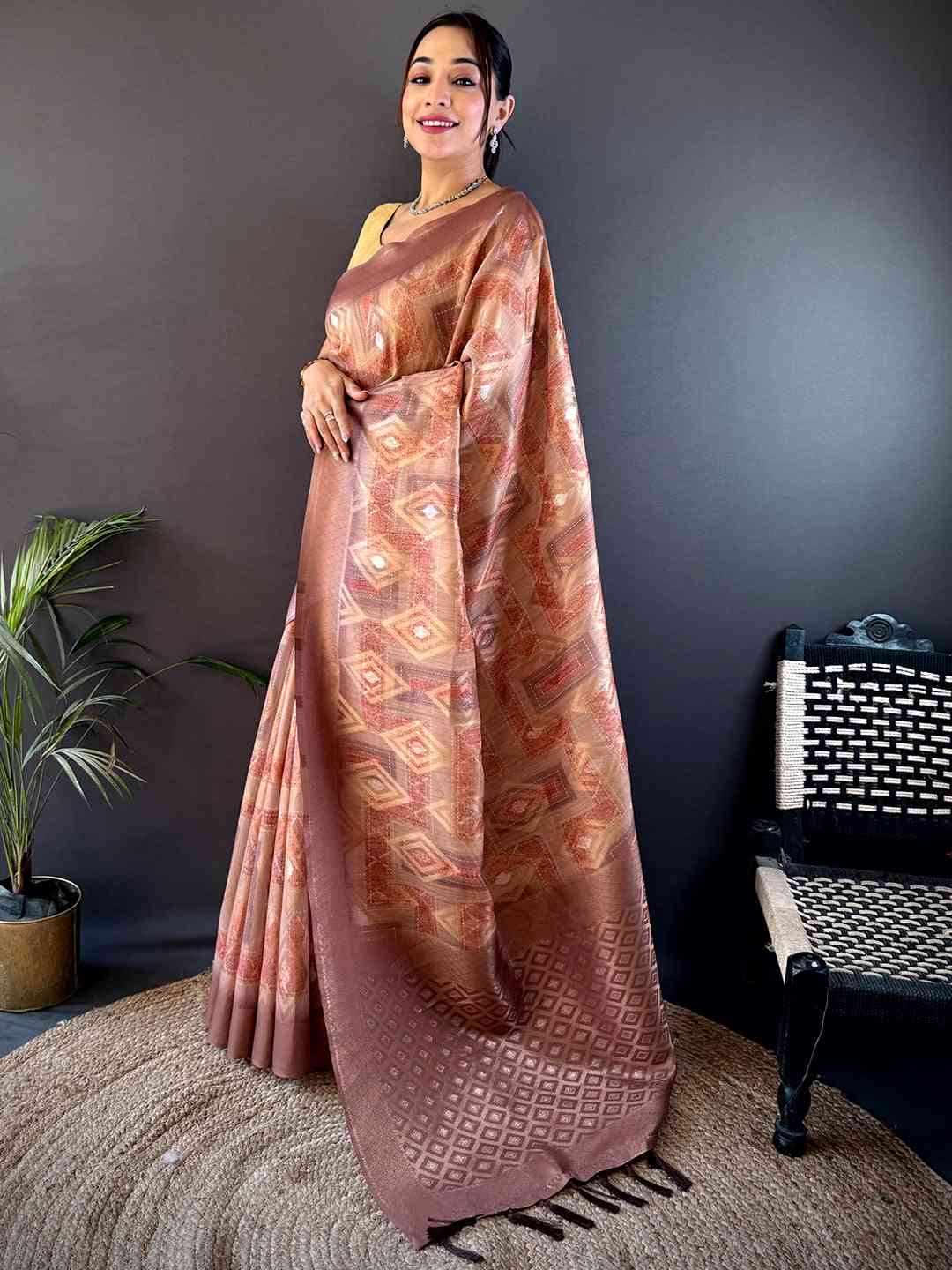 Brown Banarasi Silk Katan Geometric Saree