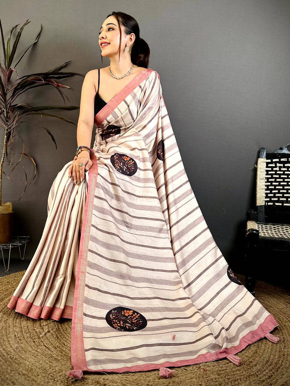 Regal Slub Weave Ghicha Tussar Saree